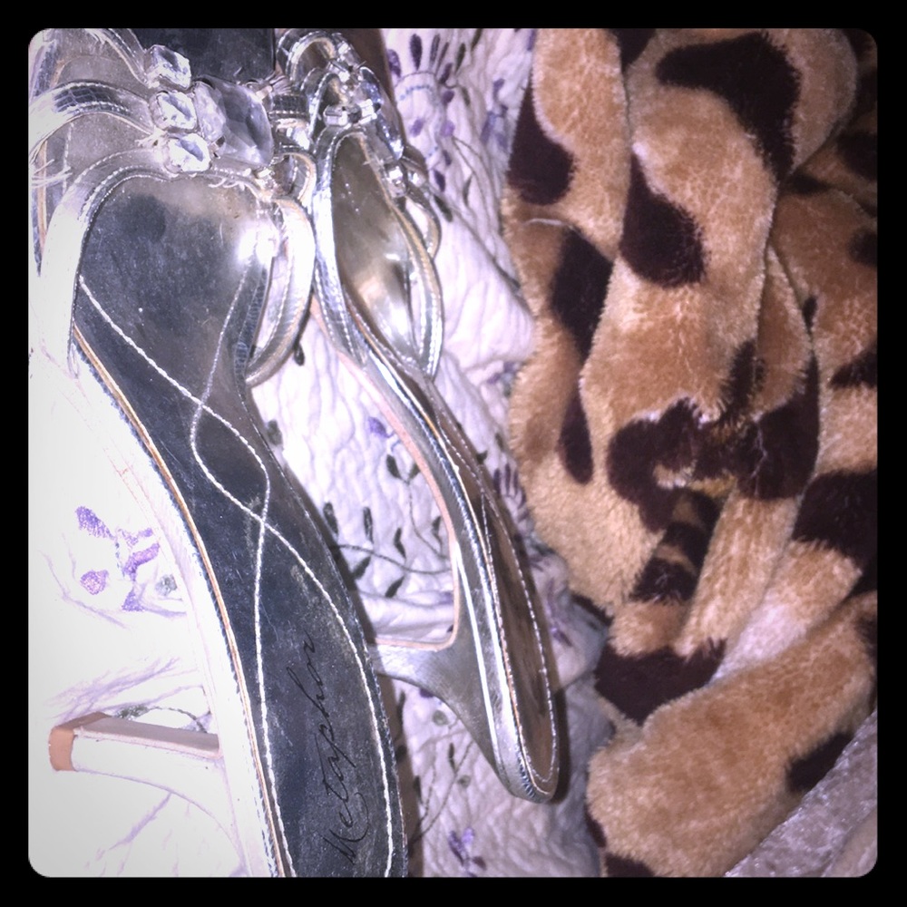 Cute Diamond Heels . Comfy